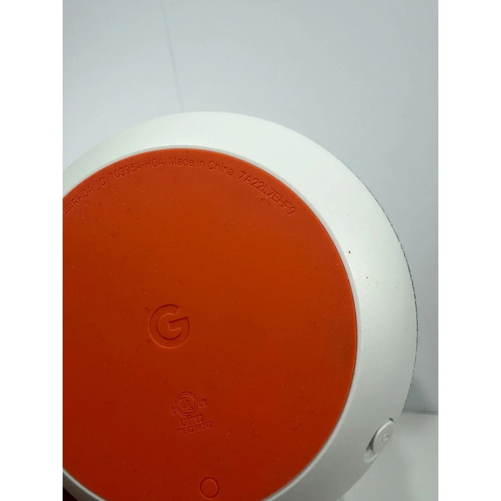 Google Home Mini 1st Gen Smart Speaker Chalk GA00210-US Model H0A with Box
